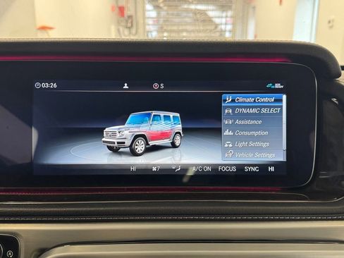 Used 2022 Mercedes-Benz G 550 G 550 image 37