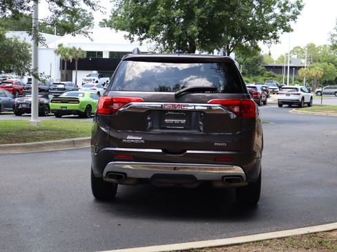 Used 2019 GMC Acadia Denali AWD/4WD image 8