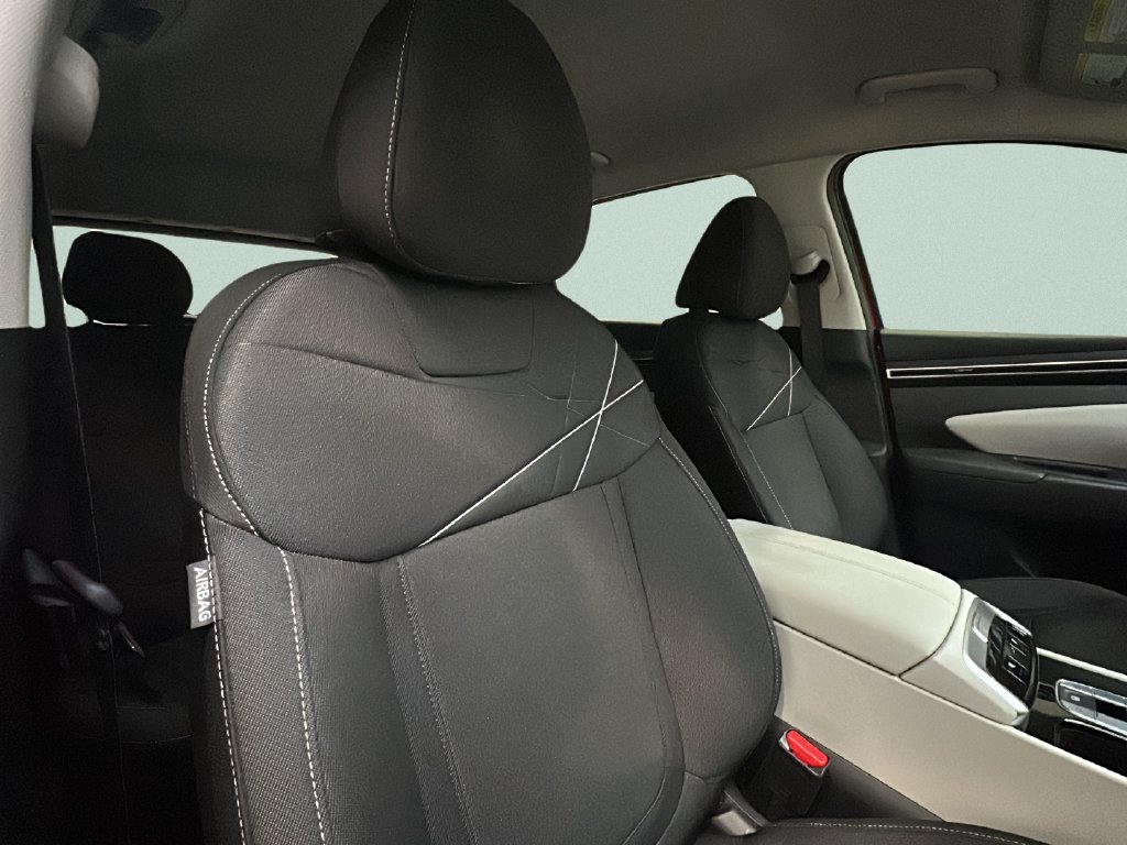 Certified 2022 Hyundai Tucson SEL w/ Cargo Package AWD/4WD image 18