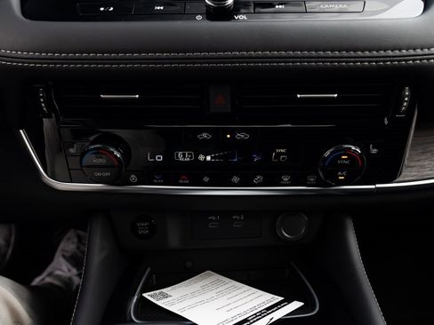 New 2026 Nissan Rogue Platinum w/ Platinum Premium Package image 16