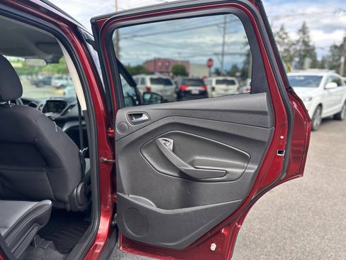 Used 2014 Ford Escape SE w/ Equipment Group 201A AWD/4WD image 24