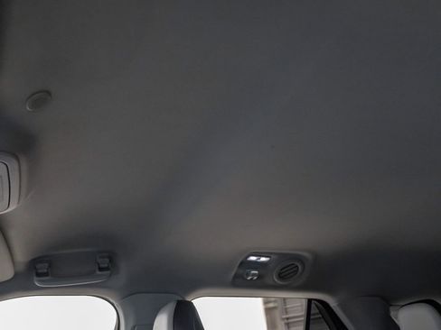 Used 2021 Ford Explorer XLT w/ Equipment Group 202A image 28