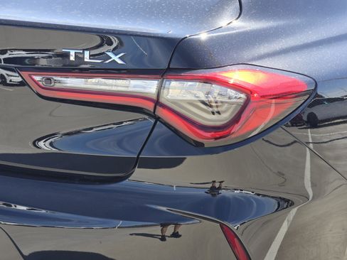 Used 2023 Acura TLX image 12