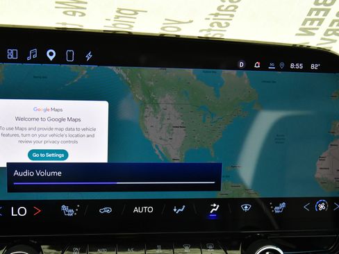 Used 2024 Chevrolet Blazer EV LT AWD/4WD image 30