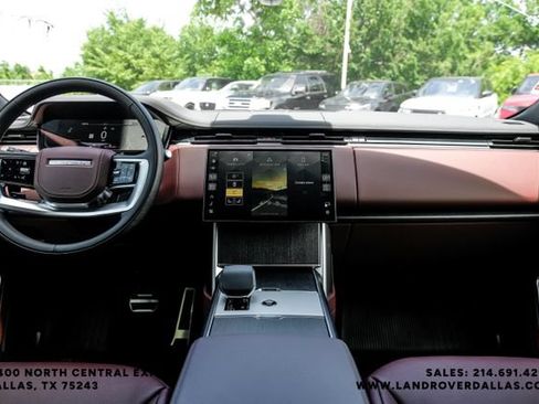 New 2026 Land Rover Range Rover SE AWD/4WD image 13