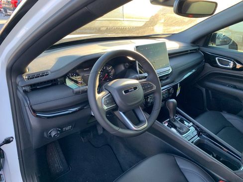 New 2026 Jeep Compass Limited AWD/4WD image 10
