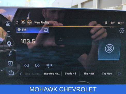 Used 2025 Chevrolet Equinox LT AWD/4WD image 14