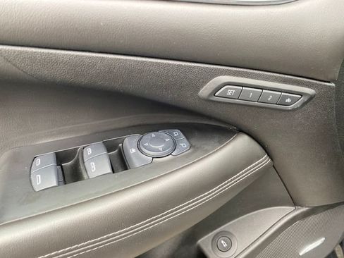 Certified 2017 Buick LaCrosse Essence w/ Sights and Sounds Package FWD image 18
