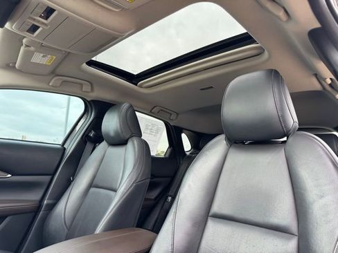 Used 2022 MAZDA CX-30 AWD 2.5 S w/ Premium Package image 13