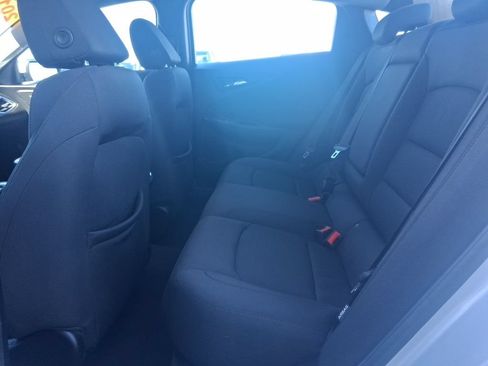 Used 2017 Chevrolet Malibu LT FWD image 26