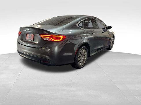 Used 2016 Chrysler 200 LX image 4