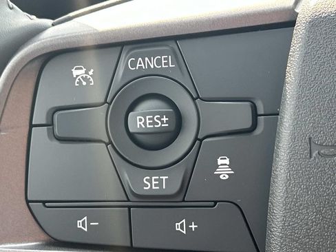 New 2026 Nissan Sentra SV w/ SV Convenience Package FWD image 27