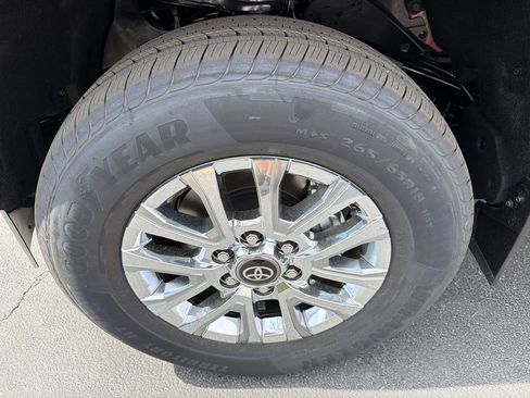 New 2026 Toyota Tacoma Limited AWD/4WD image 11
