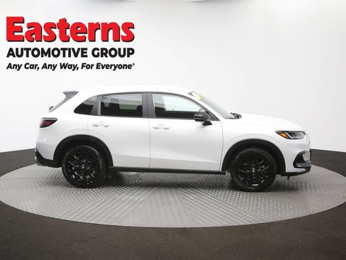 Used 2025 Honda HR-V Sport image 44