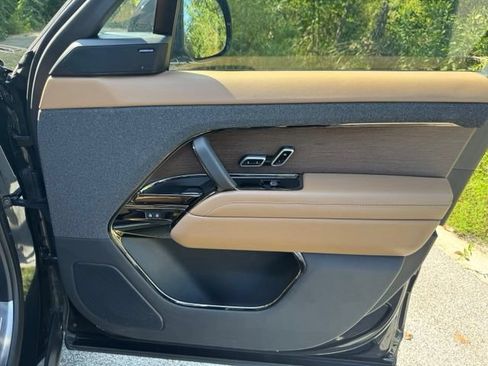 Used 2023 Land Rover Range Rover Sport SE AWD/4WD image 18