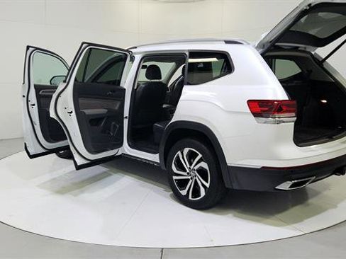 Used 2022 Volkswagen Atlas SEL image 31