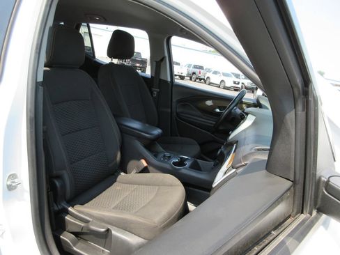Used 2020 GMC Terrain SLE w/ Driver Convenience Package FWD image 20