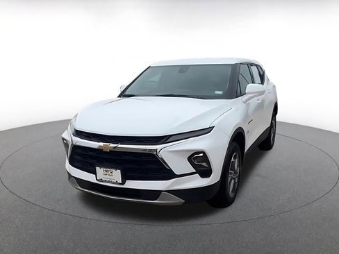 Used 2025 Chevrolet Blazer LT FWD image 7