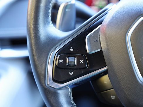 Used 2020 Chevrolet Corvette Stingray Preferred Cpe w/ 2LT Preferred Equipment Group image 21