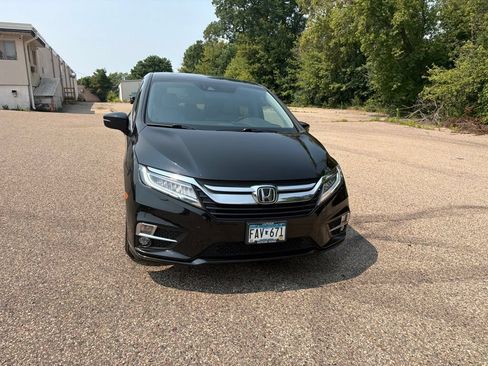 Used 2020 Honda Odyssey Elite image 11
