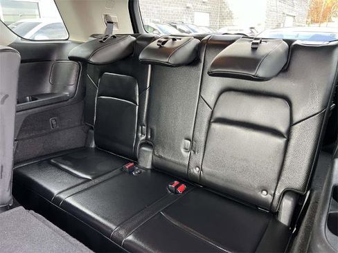 Certified 2024 Nissan Pathfinder SL image 30