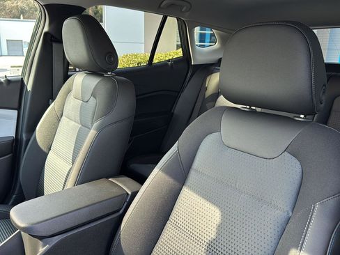 New 2026 Chevrolet Trax LT w/ Driver Confidence Package image 25