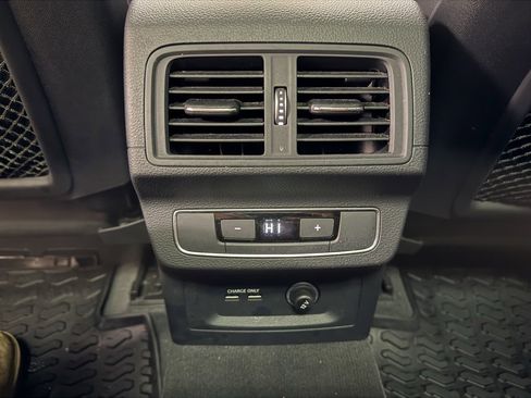 Used 2022 Audi SQ5 Premium w/ Convenience Package image 20