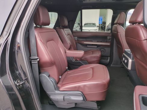 Used 2024 Ford Expedition Max Limited image 34