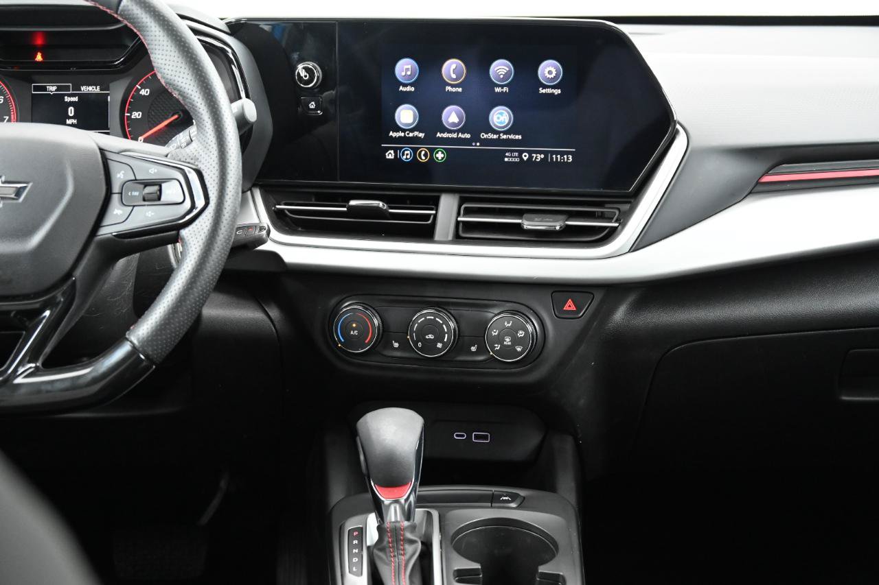 Used 2024 Chevrolet Trax RS w/ Sunroof Package FWD image 24