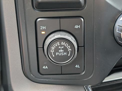 Used 2026 Ford F150 Lariat w/ Equipment Group 501A Mid AWD/4WD image 17