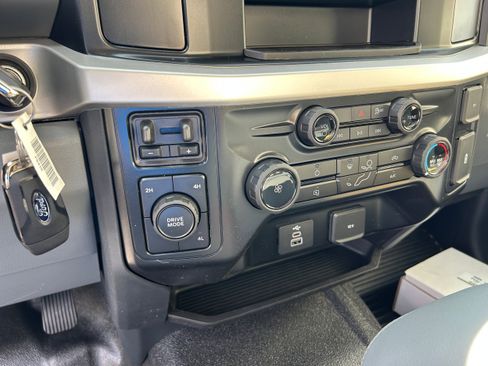 New 2026 Ford F550 4x4 Regular Cab Super Duty image 27