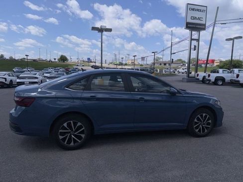 Used 2025 Volkswagen Jetta S FWD image 11
