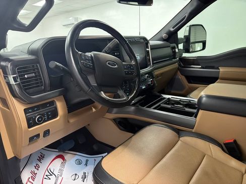 Used 2023 Ford F250 Lariat w/ Lariat Ultimate Package AWD/4WD image 14