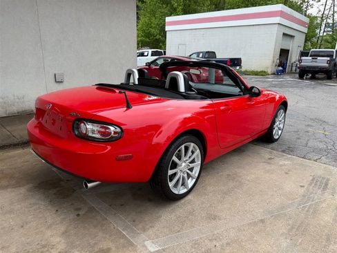 Used 2008 MAZDA MX-5 Miata Grand Touring w/ Premium Pkg RWD image 3