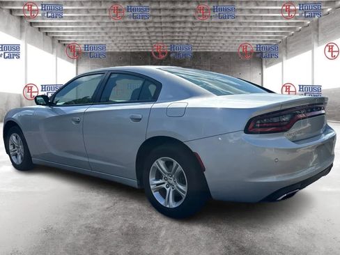 Used 2021 Dodge Charger SXT w/ Leather Interior Group image 7