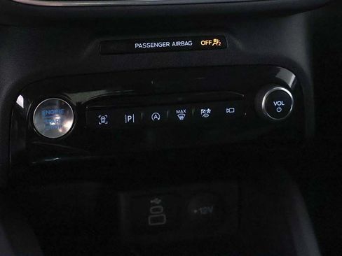 Used 2024 Ford Escape Platinum AWD/4WD image 47