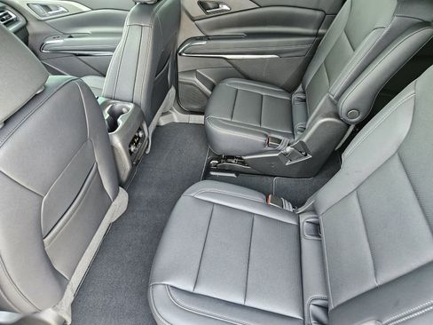 New 2026 Chevrolet Traverse LT w/ Midnight/Sport Edition FWD image 26