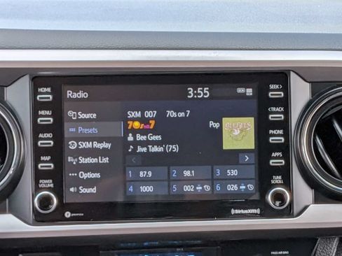 Used 2023 Toyota Tacoma SR5 AWD/4WD image 21