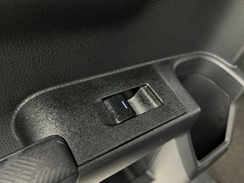 Used 2025 Toyota 4Runner SR5 image 16