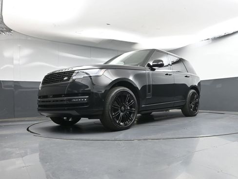 Used 2024 Land Rover Range Rover SE AWD/4WD image 28