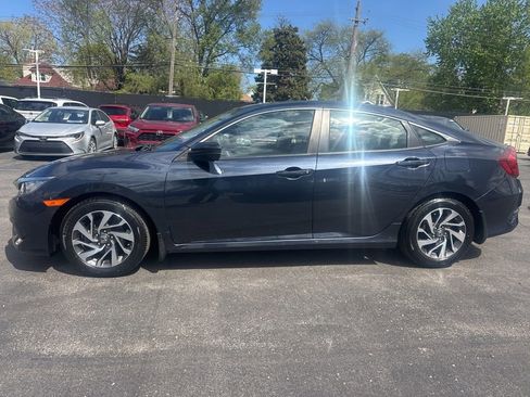 Used 2017 Honda Civic EX image 2