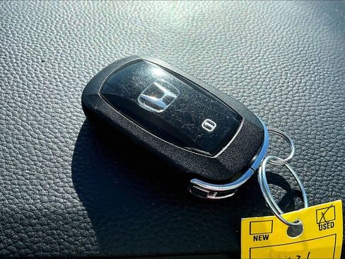 Used 2025 Honda CR-V EX-L image 13