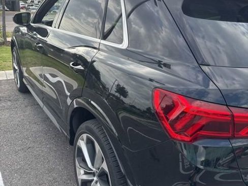 Used 2021 Audi Q3 2.0T Premium Plus w/ Premium Plus Package image 7