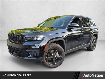 Used 2023 Jeep Grand Cherokee Altitude