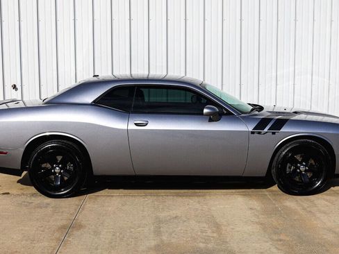 Used 2013 Dodge Challenger R/T Plus RWD image 6