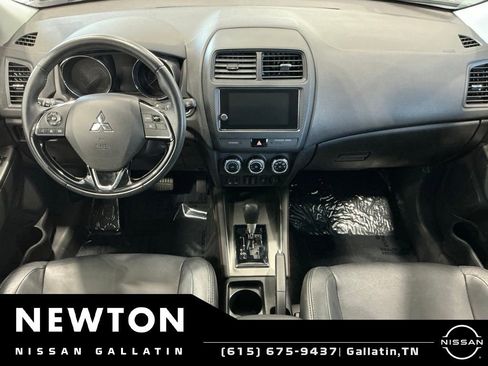Used 2018 Mitsubishi Outlander Sport SE AWD/4WD image 11