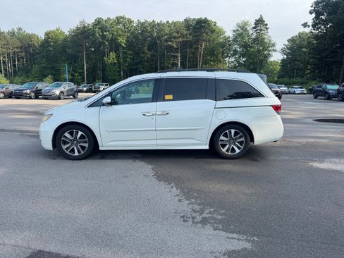 Used 2016 Honda Odyssey Touring image 6