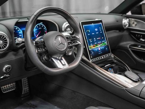 Used 2023 Mercedes-Benz SL 43 AMG image 23