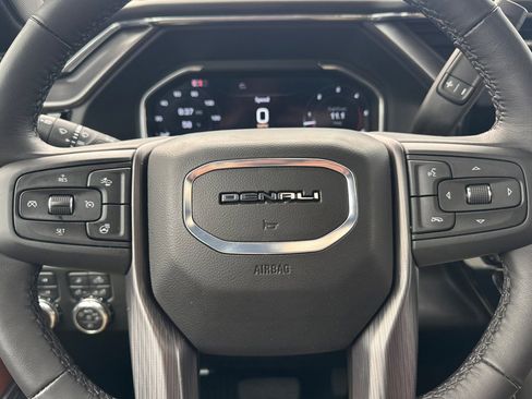 Certified 2025 GMC Sierra 2500 Denali Ultimate w/ Max Trailering Package image 34
