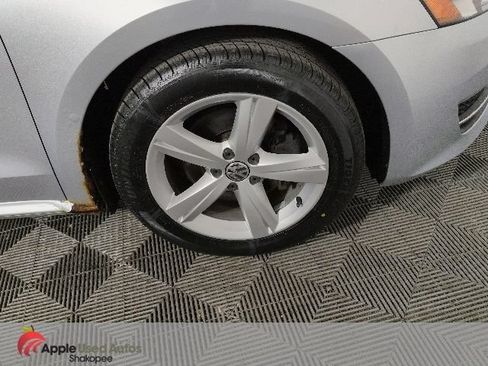 Used 2013 Volkswagen Passat 2.5 SE FWD image 33